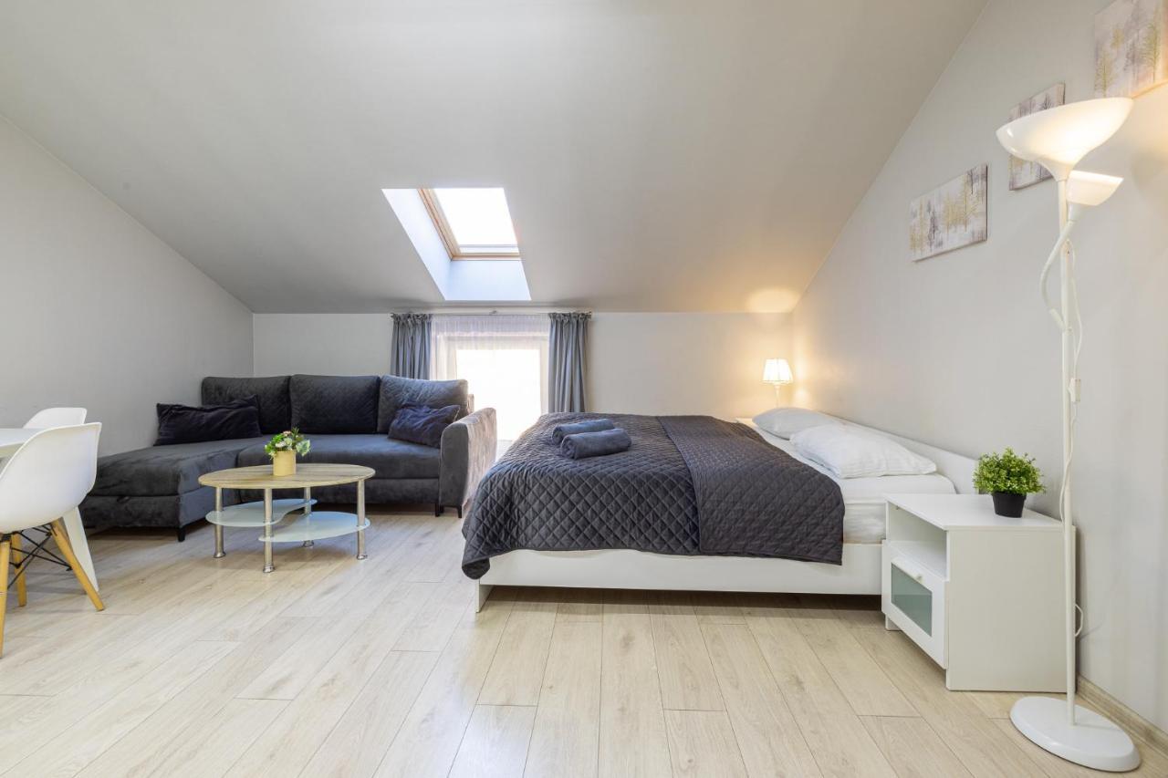 Dharma Stay Apartamentai Telšiai Zewnętrze zdjęcie