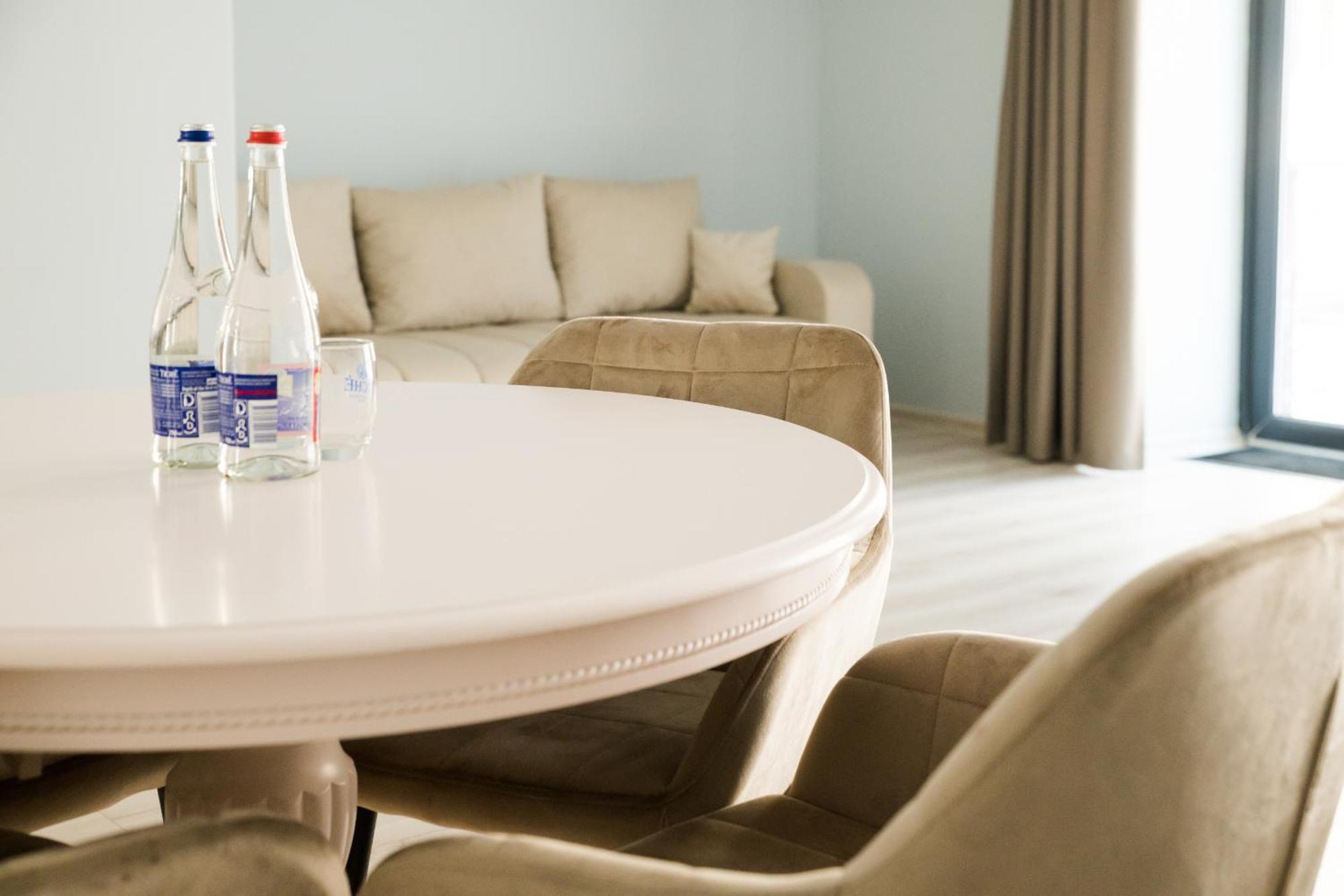 Dharma Stay Apartamentai Telšiai Zewnętrze zdjęcie